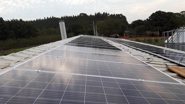 Sistema Completo de Energia Solar instalado em um Consultório Odontológico na cidade de Itajobi / SP com 24 móldulos e geração média de 1.100kWh mensal!